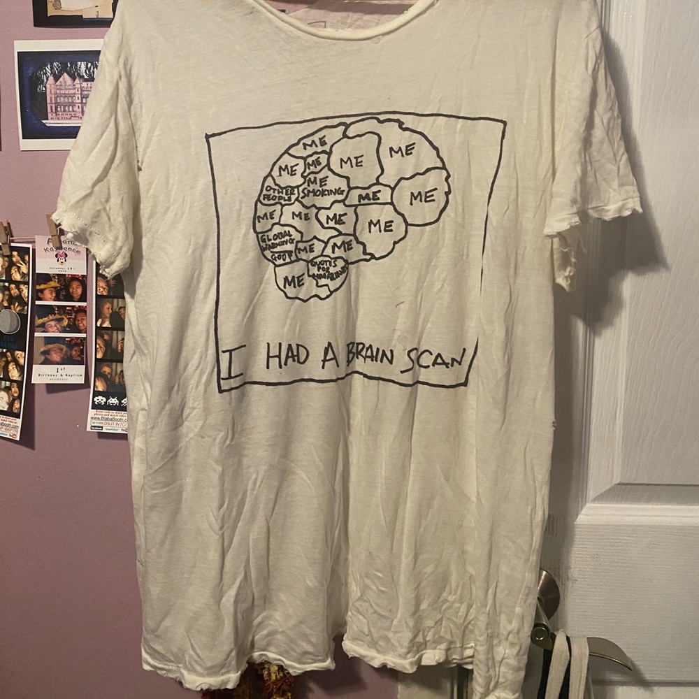 Distressed The 1975 Band tee